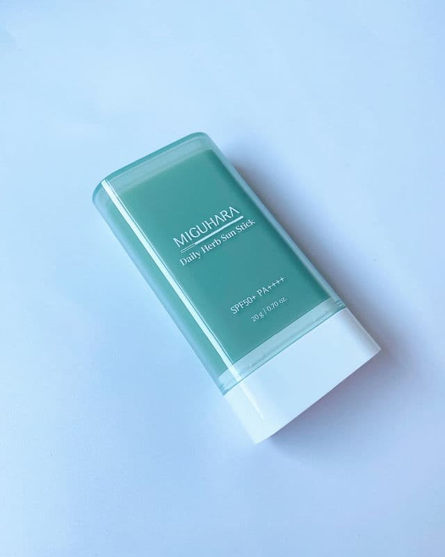 Miguhara Daily Herb Sun Stick SPF50+ PA++++ review photo by Beautybloggle1