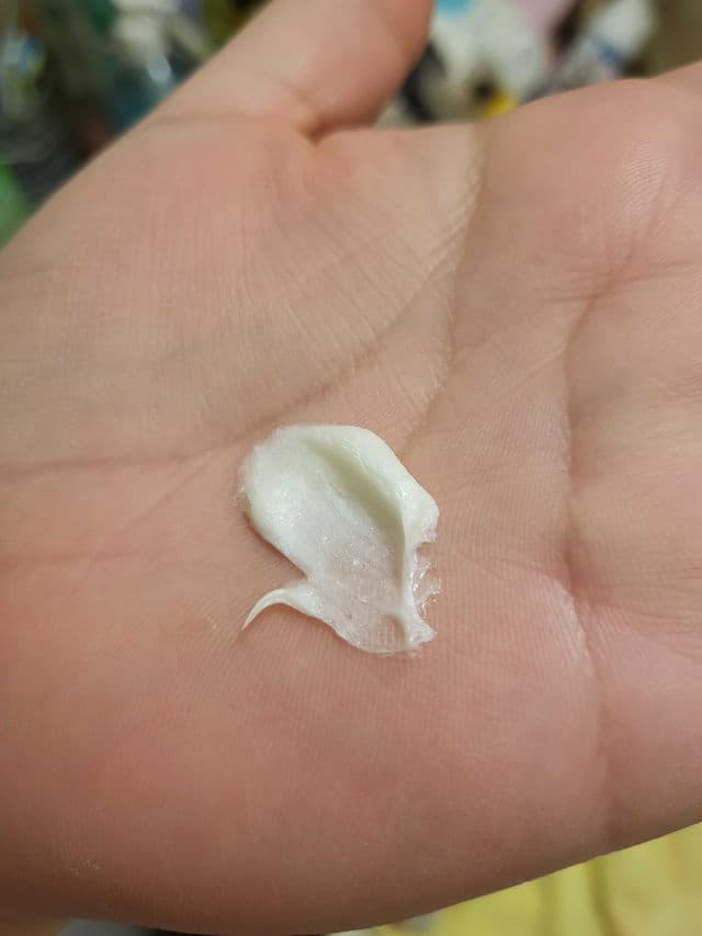 ETUDE Baking Powder Pore Cleansing Foam review photo by hyue