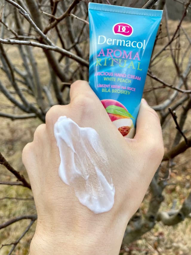 Dermacol Aroma Ritual - Luscious Hand Cream White Peach review photo by AlexandraPainter