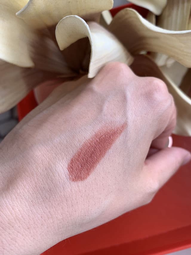 Douglas Absolute Satin Lipstick review photo by AlexandraPainter