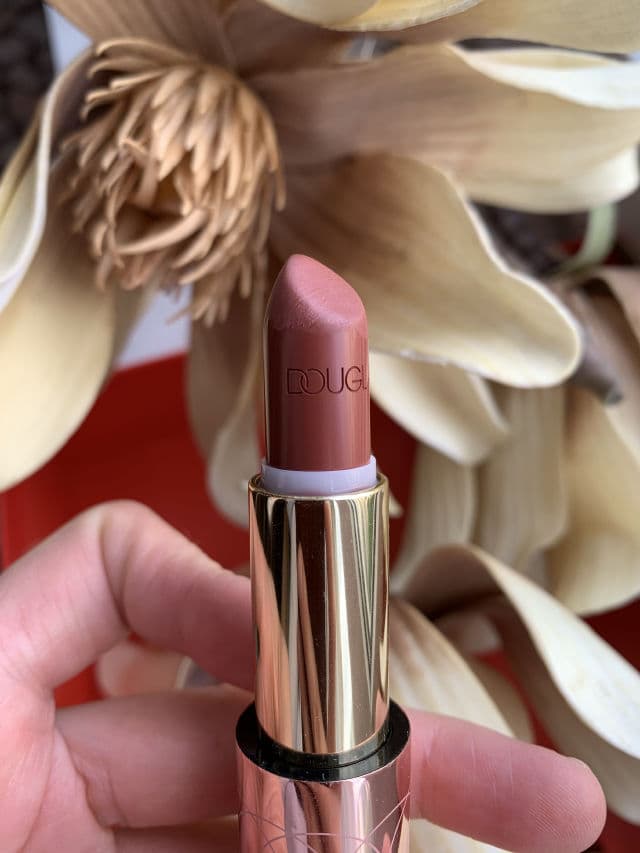 Douglas Absolute Satin Lipstick review photo by AlexandraPainter
