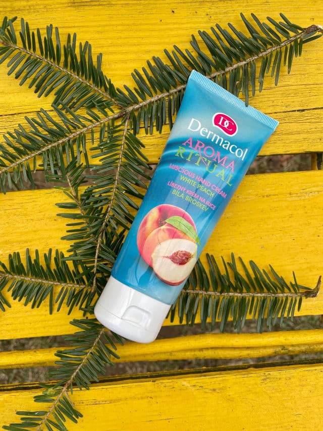 Dermacol Aroma Ritual - Luscious Hand Cream White Peach review photo by AlexandraPainter