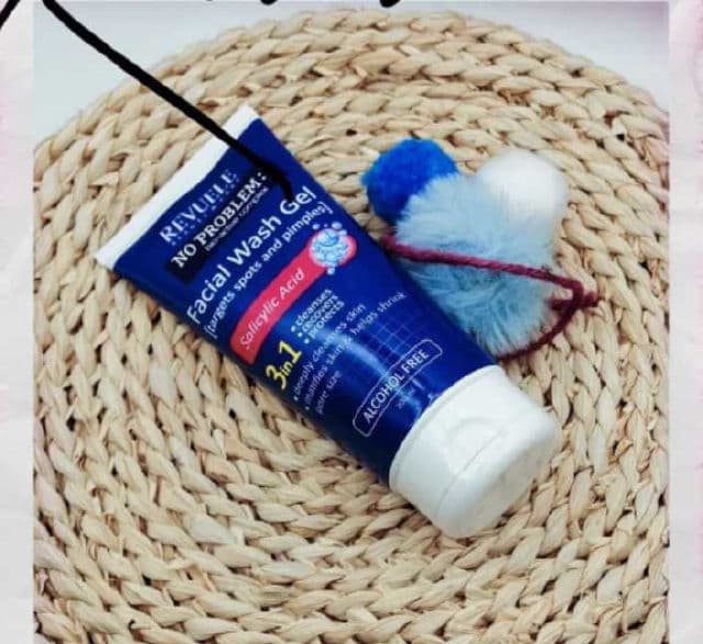 Revuele No Problem Salicylic Acid Cleansing Gel 3 in 1 review photo by itester