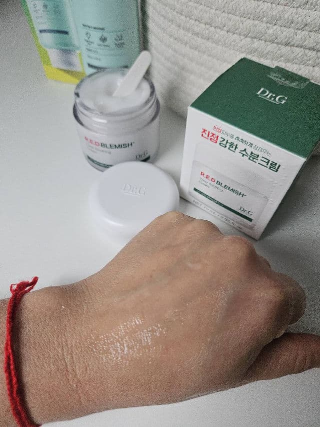 DR.G Red Blemish Clear Soothing Cream review photo by Xenia85