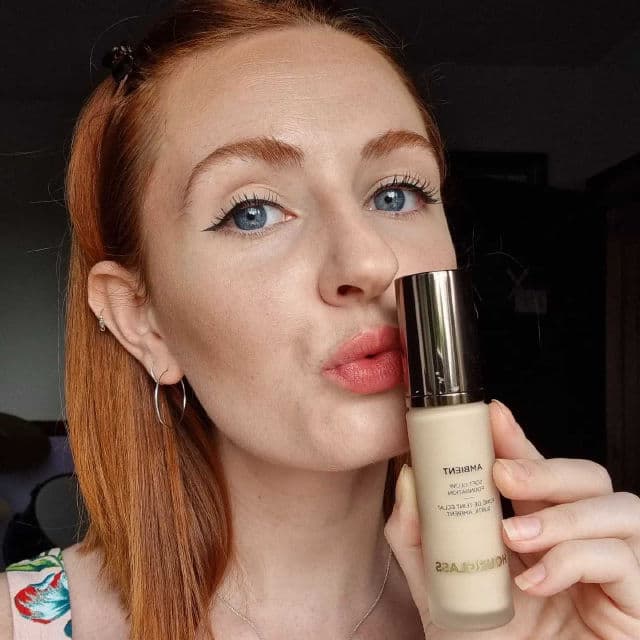 Hourglass Cosmetics 4 Light with Warm Undertone review photo by ejabeauty