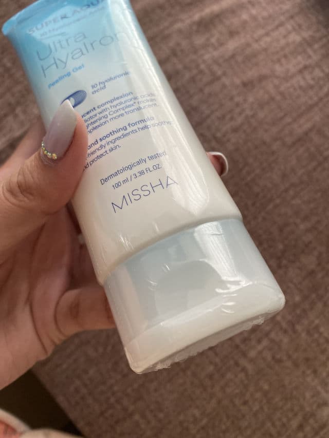 MISSHA Super Aqua Ultra Hyalron Peeling Gel review photo by Nies