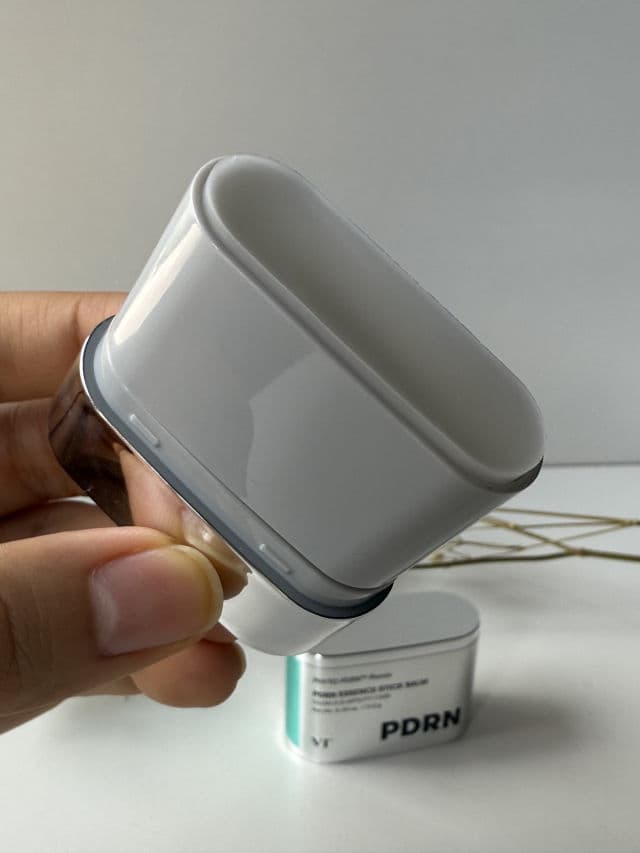 VT COSMETICS PDRN Essence Stick Balm review photo by Renlau