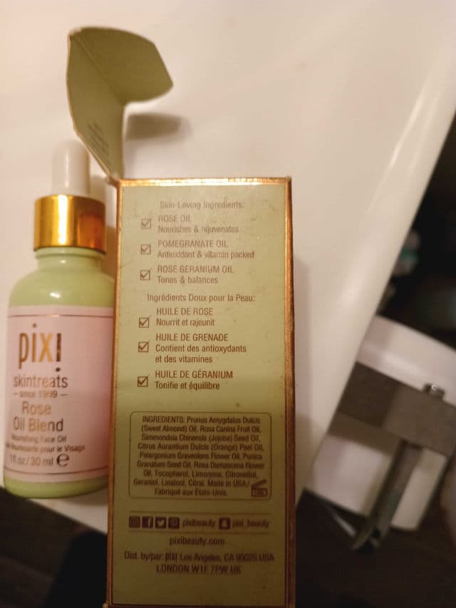 Pixi Rose Oil Blend review photo by Jadenruby