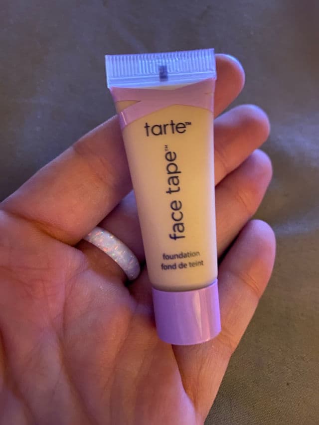 Tarte Face Tape Foundation review photo by autumnpanko