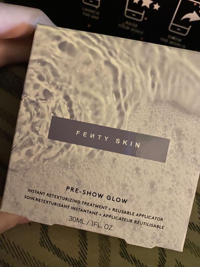 Fenty Skin Pre-Show Glow Instant Retexturizing 10% AHA Treatment review photo by autumnpanko