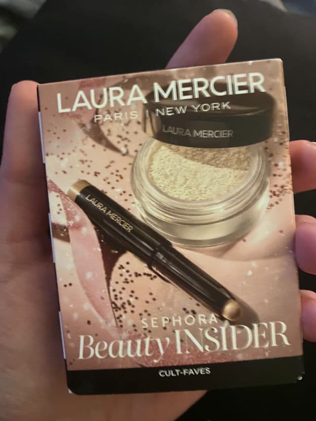 Laura Mercier Translucent Loose Setting Powder review photo by autumnpanko