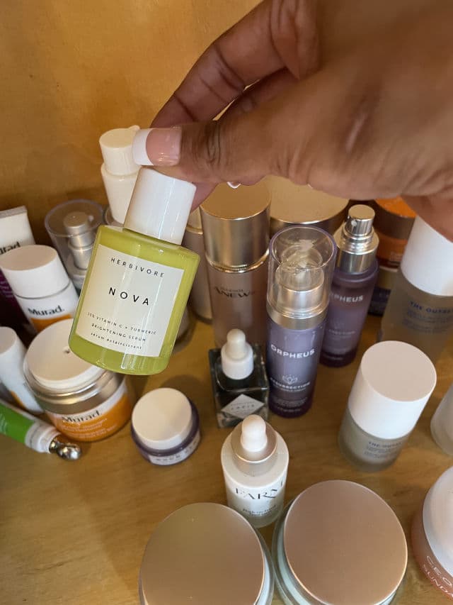 Herbivore Botanicals Nova 15% Vitamin C + Turmeric Brightening Serum review photo by Beboskyz