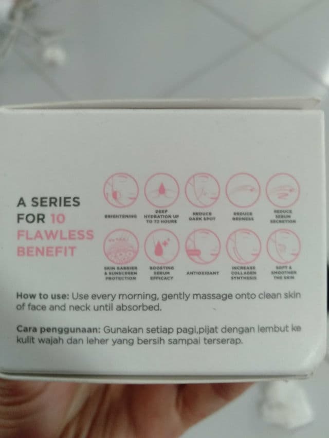 Hanasui Cosmetics Flawless Glow 10 Day Cream  review photo by leciel