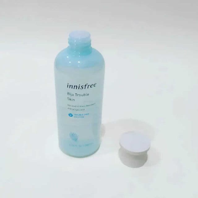 INNISFREE Bija Trouble Skin review photo by peachperfectskin