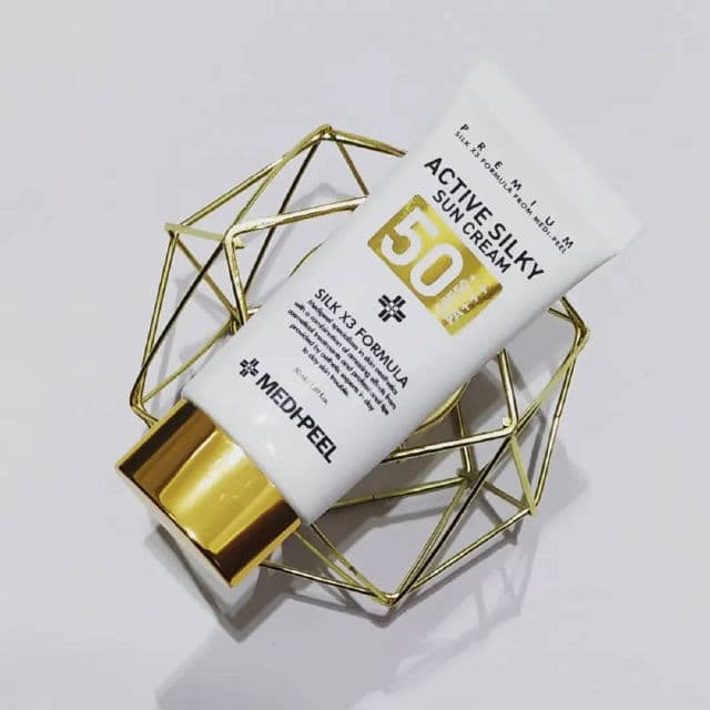 medi-peel Active Silky Sun Cream SPF50+ PA+++ review photo by peachperfectskin
