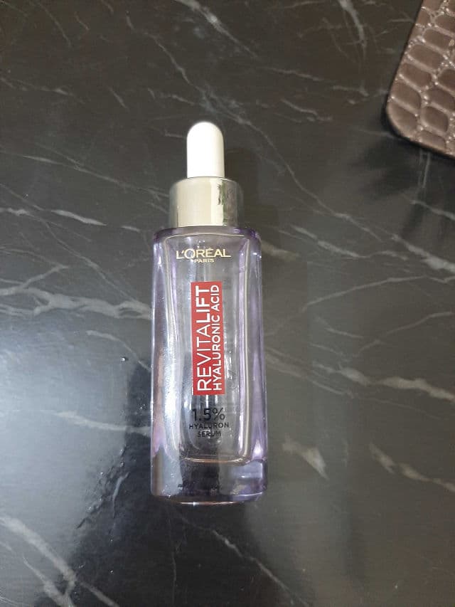 L'Oreal Paris Hyaluron Expert 1.5% Hyaluronic Acid Serum review photo by Irummm