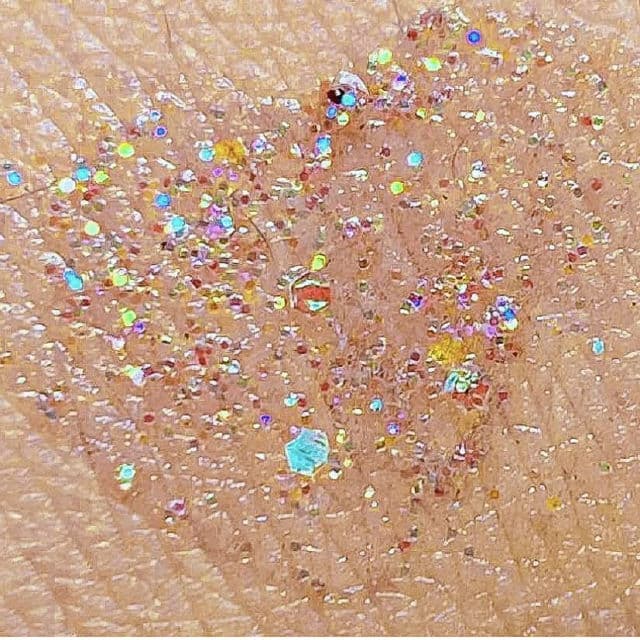 Black Rouge Pearlvely Glitter #G04 Milky Way review photo by mydeardanie22