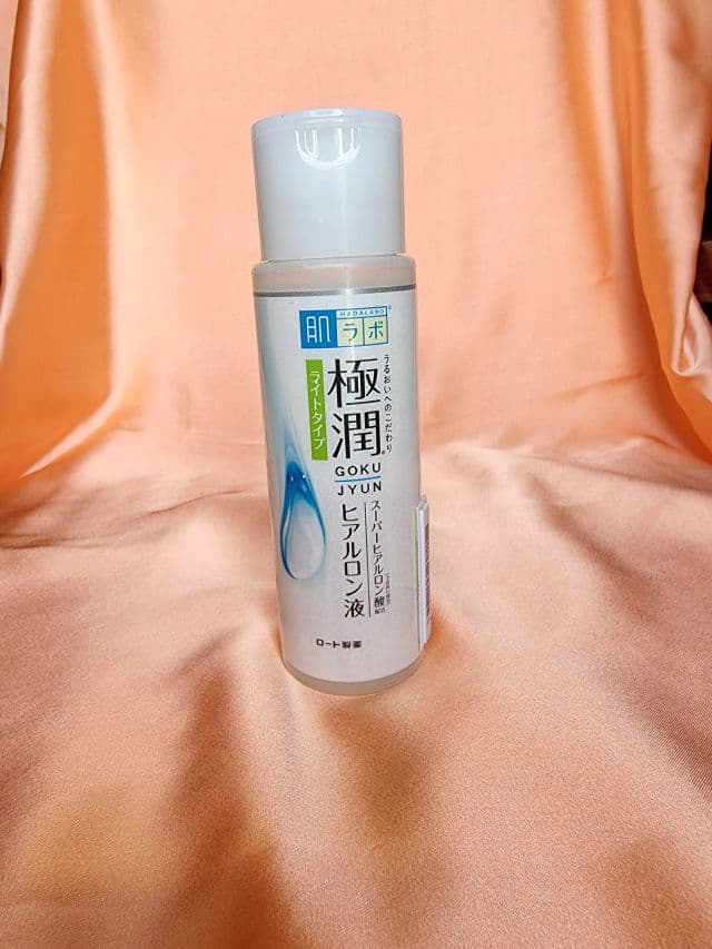 Hada Labo Hydrating Lotion (Light) review photo by skinaymm
