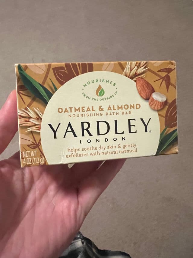 Yardley Oatmeal & Almond Naturally Moisturizing Bath Bar review photo by blueiz