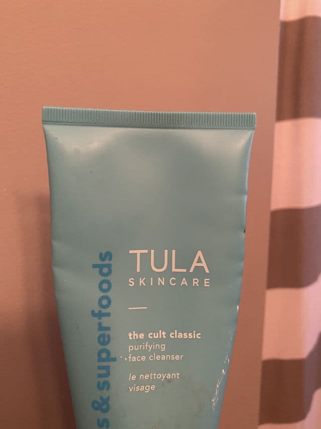 TULA Skincare The Cult Classic Purifying Face Cleanser review photo by kayajordyn