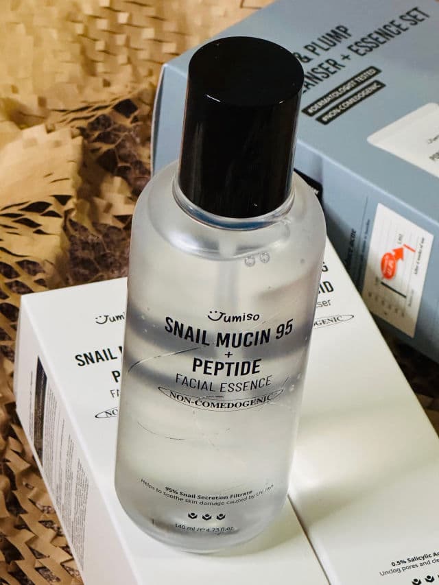 Jumiso Snail Mucin 95 + Peptide Essence review photo by Lingua