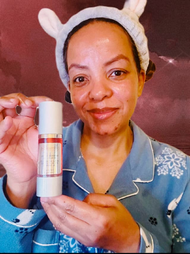 DermaNiche Saffron Facial Beauty Oil review photo by Lingua