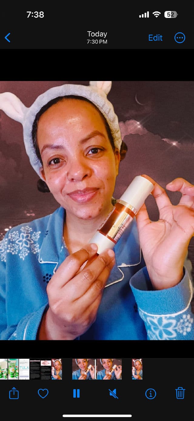 DermaNiche Saffron Facial Beauty Oil review photo by Lingua