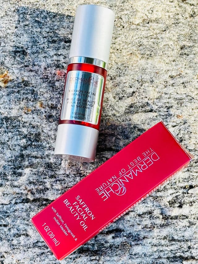 DermaNiche Saffron Facial Beauty Oil review photo by Lingua