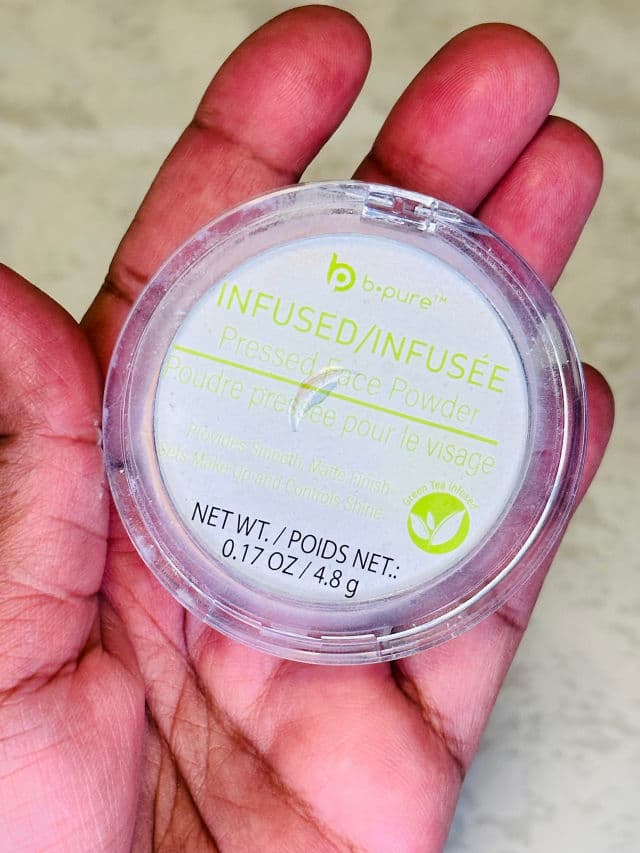 b.pure Green Tea Infused Face Powder review photo by Lingua