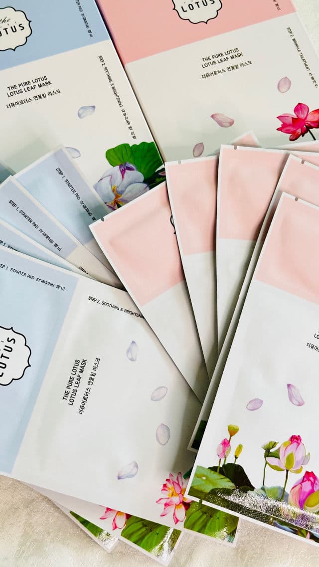 The Pure Lotus Soothing & Brightening Mask review photo by Lingua