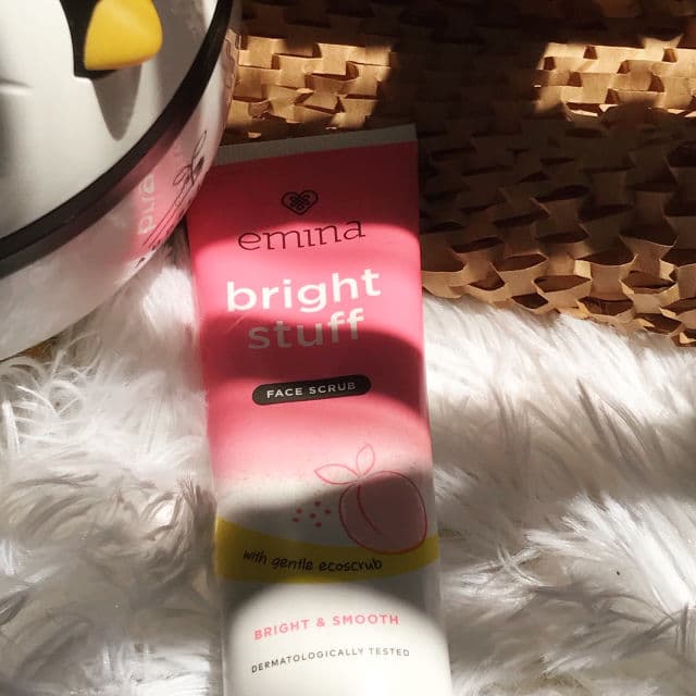 Emina Bright Stuff Face Scrub review photo by anakdenesor