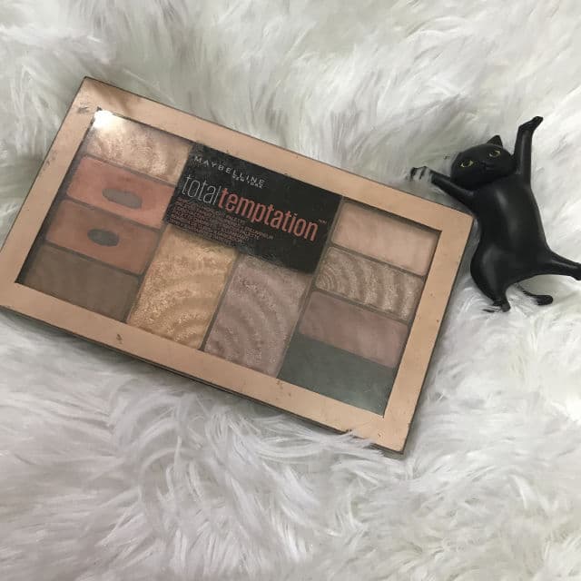 Total Temptation Eyeshadow + Highlight Palette product review