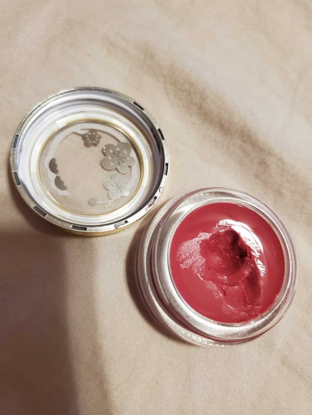 Tatcha Cherry Blossom Camellia Lip Balm review photo by skincarereview101