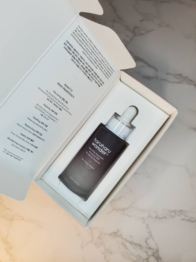 HaruHaru WONDER Black Rice Hyaluronic Botanical 2GF Wonderful Ampoule review photo by skincarereview101