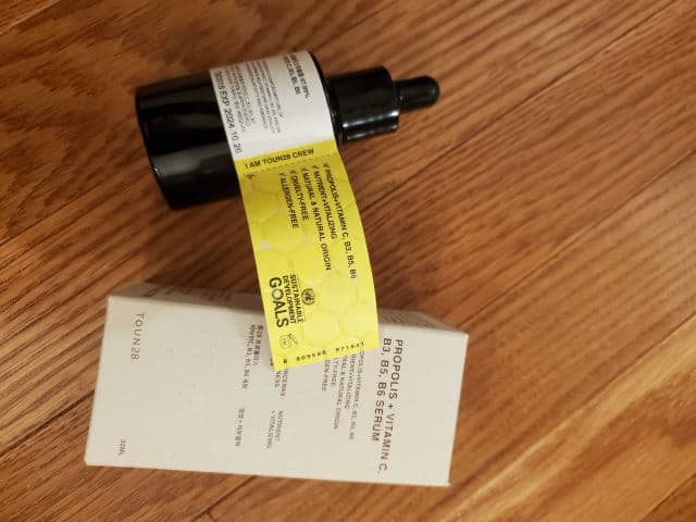 Toun28 Propolis + Vitamin C, B3, B5, B6 Serum review photo by skincarereview101