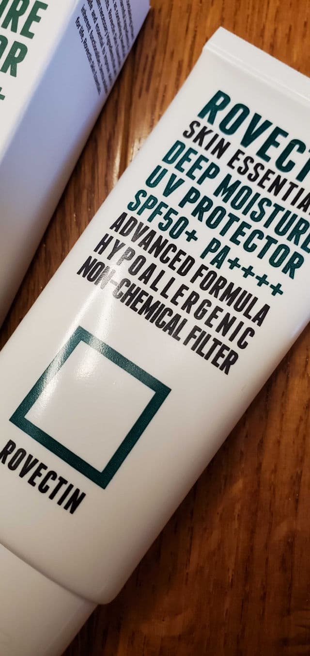 Rovectin Skin Essentials Deep Moisture UV Protector SPF50+ PA++++ review photo by skincarereview101