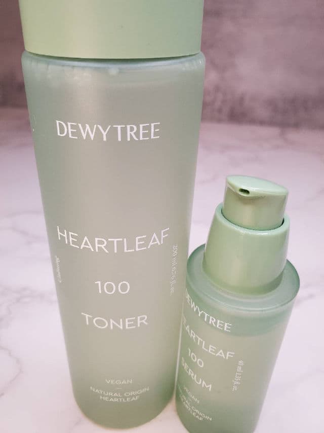 DEWYTREE Heartleaf 100 Serum review photo by skincarereview101