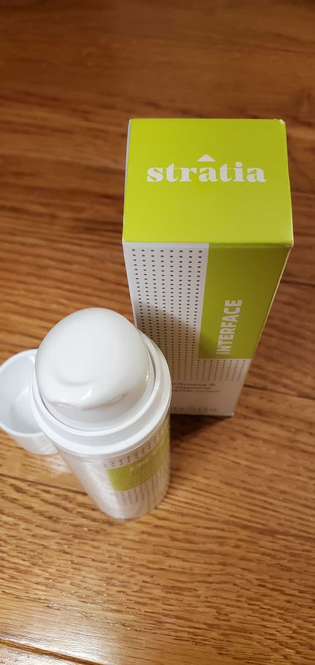 Stratia Interface review photo by skincarereview101