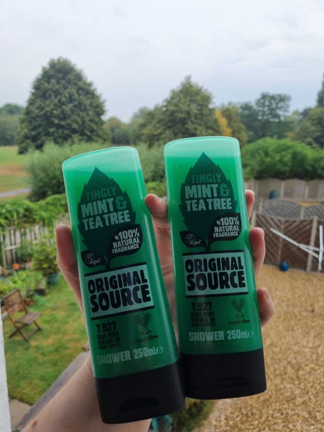 Original Source Mint & Tea Tree Shower Gel review photo by LuckyLemon