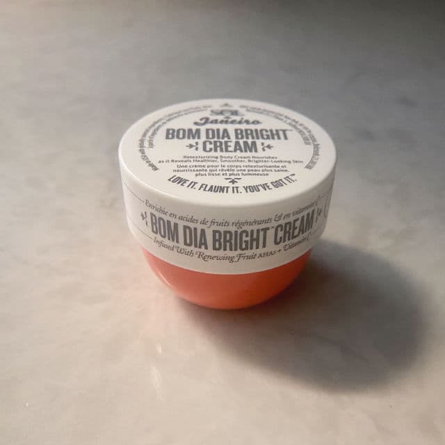 Sol de Janeiro Bom Dia Bright Cream review photo by spookyaction
