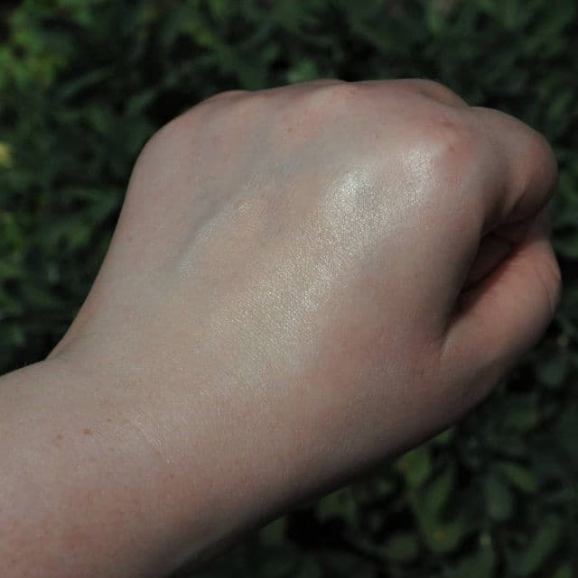 Clinique Mineral Sunscreen Fluid for Face Broad Spectrum SPF 50 review photo by Celestinehathor