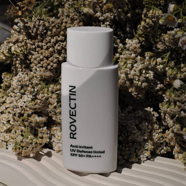 Rovectin UV Defense Tinted SPF50+ PA+++ review photo by Celestinehathor