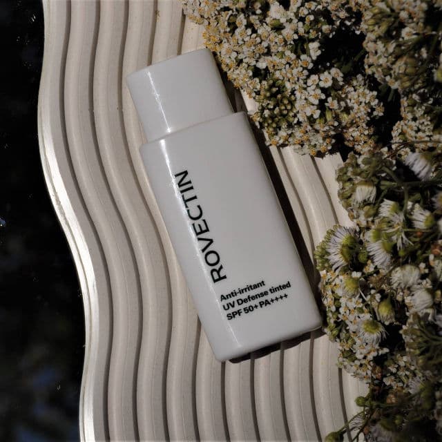 Rovectin UV Defense Tinted SPF50+ PA+++ review photo by Celestinehathor