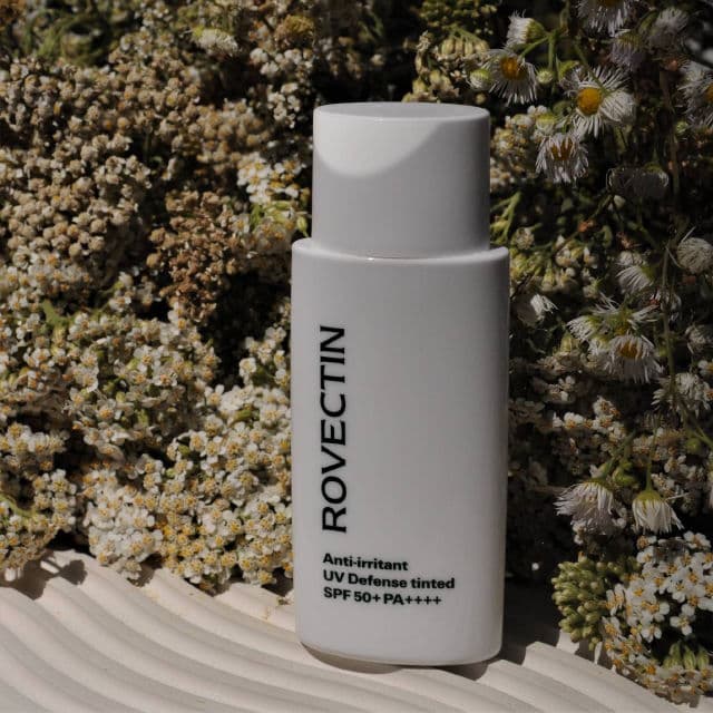 Rovectin UV Defense Tinted SPF50+ PA+++ review photo by Celestinehathor