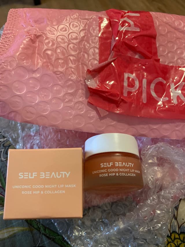 SELF BEAUTY Uniconic Good Night Hydrating Vegan Lip Mask - Rosehip & Collagen review photo by JenShaf1