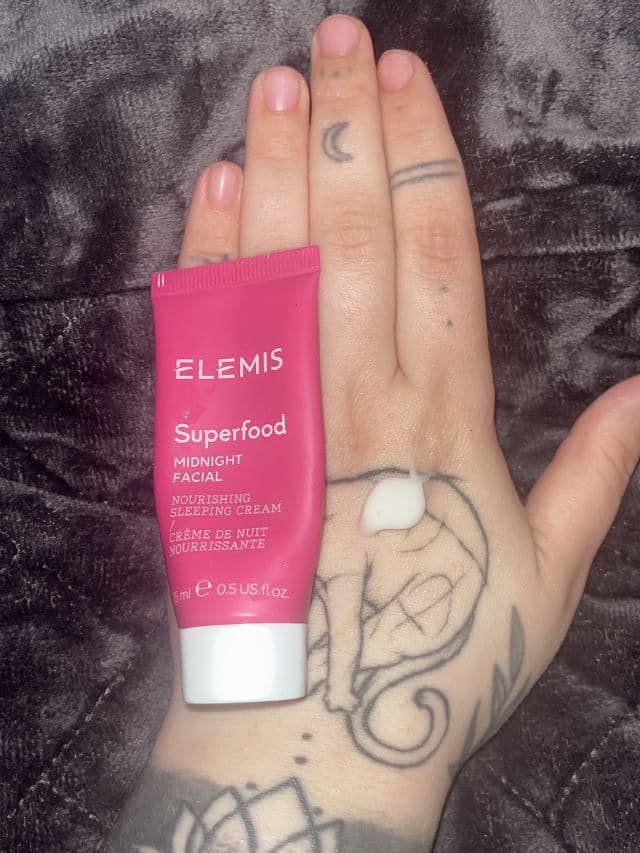 Elemis Superfood Berry Boost Mask review photo by ElizabethAntonevich