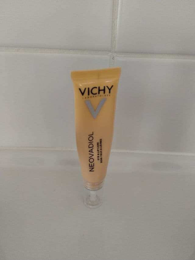 Vichy Laboratories Neovadiol Multi-Corrective Eye & Lip Care review photo by pickymezzo