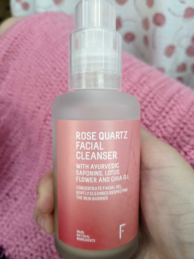 Freshly Cosmetics Rose Quartz Facial Cleanser review photo by susimarmu