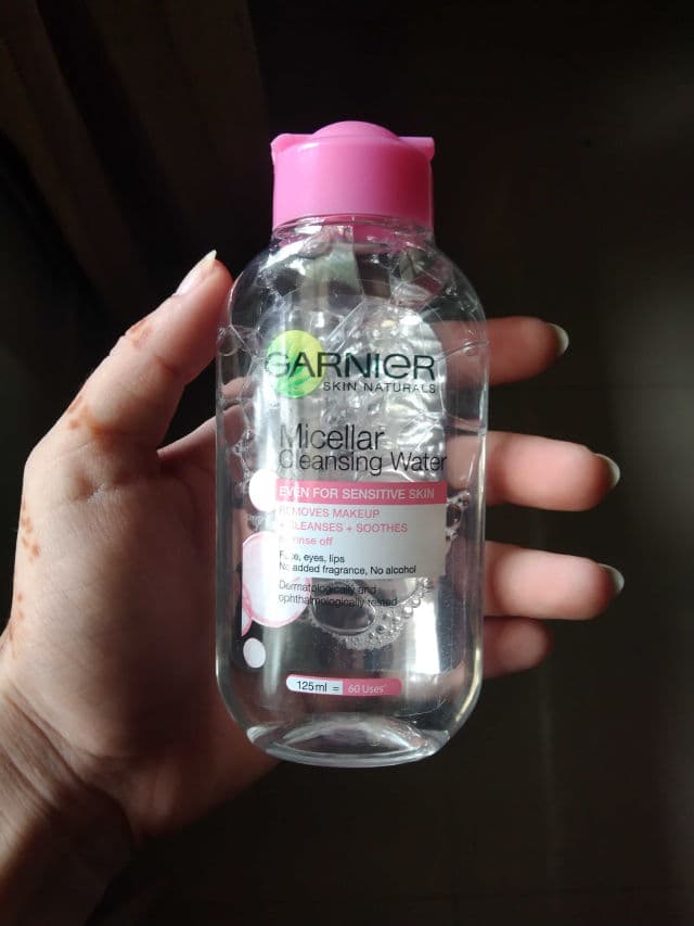 Garnier Agua Micelar con Leche Hidratante review photo by ayshamanna