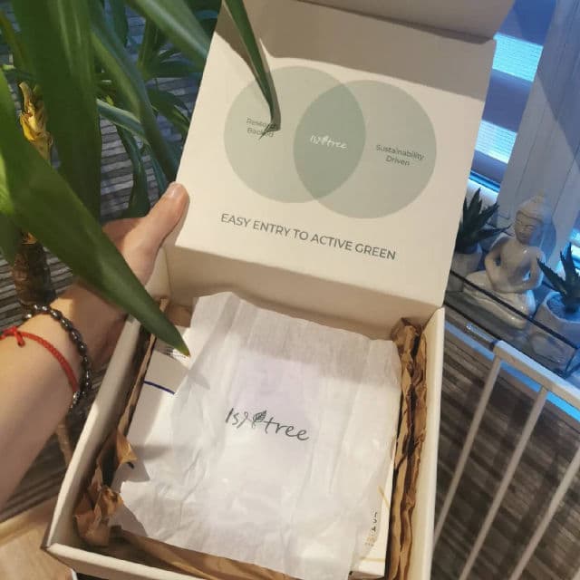 ISNTREE Onion Newpair Suncreen SPF40 PA+++ review photo by Meggie89Sol